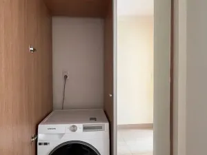 Pronájem bytu 3+kk, Praha - Holešovice, Komunardů, 100 m2