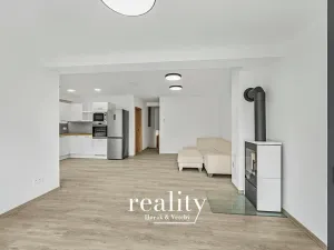 Pronájem bytu 2+kk, Jihlava, Na Nivách, 58 m2