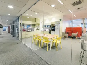 Pronájem kanceláře, Brno, Veveří, 950 m2