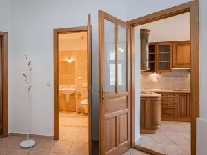 Pronájem bytu 3+1, Praha - Staré Město, Bílkova, 94 m2