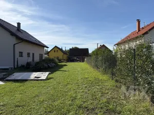 Prodej pozemku pro bydlení, Sadová, 999 m2
