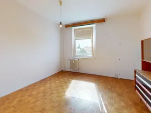 Prodej bytu 3+1, Hodonín, Sadová, 73 m2