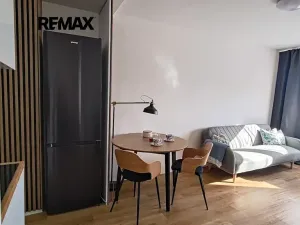 Pronájem bytu 2+kk, Praha - Kamýk, Pšenčíkova, 43 m2