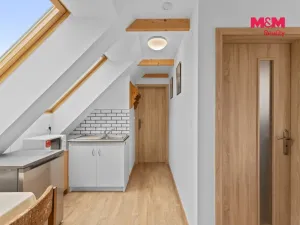 Prodej rodinného domu, Jarpice, 380 m2