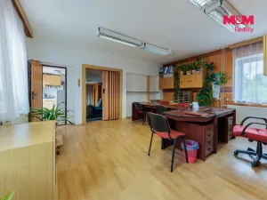 Prodej kanceláře, Karlovy Vary - Stará Role, 900 m2