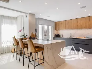 Prodej bytu 5+kk, Marbella, Španělsko, 180 m2