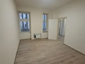 Pronájem bytu 2+1, Praha - Libeň, Turnovská, 50 m2