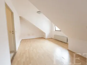 Pronájem bytu 1+1, Praha - Vršovice, Tolstého, 42 m2