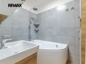 Pronájem bytu 3+kk, Praha - Vršovice, Rybalkova, 75 m2