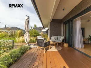 Prodej rodinného domu, Černuc, 180 m2