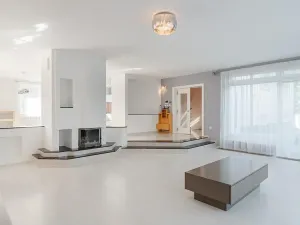 Pronájem rodinného domu, Benátky, 241 m2