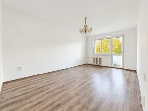 Pronájem bytu 3+1, Karlovy Vary, Brigádníků, 67 m2