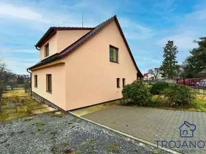 Pronájem rodinného domu, Benešov, Nezvalova, 250 m2