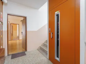 Prodej bytu 3+1, Pardubice, Bartoňova, 77 m2