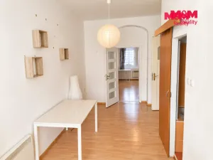 Pronájem bytu 2+kk, Ústí nad Labem - Střekov, Střekovské nábřeží, 44 m2