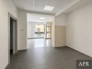 Pronájem obchodního prostoru, Uherský Brod, Moravská, 54 m2