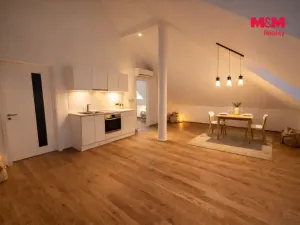 Prodej bytu 2+kk, Praha - Střížkov, Střížkovská, 68 m2