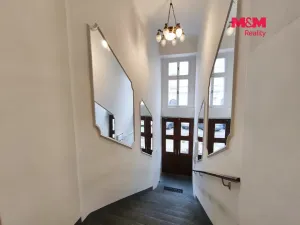 Pronájem bytu 1+1, Praha - Vinohrady, Šafaříkova, 31 m2