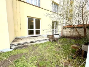 Pronájem bytu 2+kk, Praha - Holešovice, Ortenovo náměstí, 75 m2