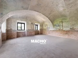 Prodej obchodního prostoru, Řitka, Na návsi, 286 m2