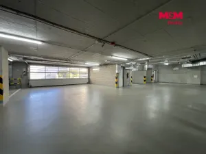 Pronájem garážového stání, Praha, Šífařská, 14 m2