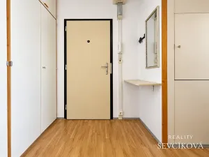 Prodej bytu 4+1, Praha - Bohnice, Řešovská, 79 m2
