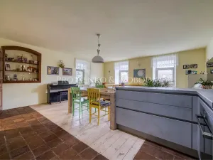 Prodej vícegeneračního domu, Pavlov, 354 m2