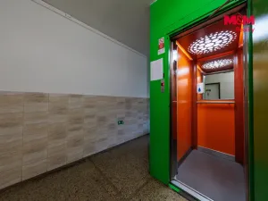 Prodej bytu 3+1, Chodov, Poděbradova, 58 m2
