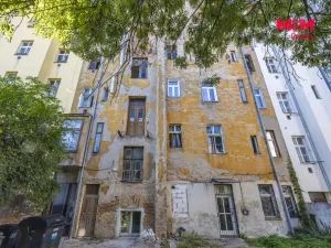 Prodej obchodního prostoru, Praha, Seifertova, 110 m2