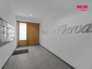 Prodej obchodního prostoru, Praha, Vlkova, 48 m2
