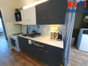Prodej bytu 3+1, Vsetín, nám. Svobody, 78 m2