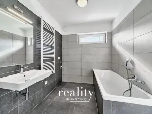 Pronájem bytu 3+kk, Znojmo, Hrušňová, 80 m2