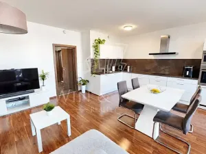 Prodej bytu 3+kk, Praha - Uhříněves, Jindřicha Bubeníčka, 79 m2