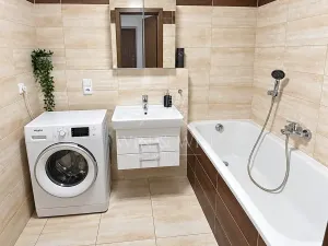 Prodej bytu 3+kk, Praha - Uhříněves, Jindřicha Bubeníčka, 79 m2
