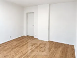 Pronájem bytu 2+1, Horoměřice, K Sadu, 76 m2