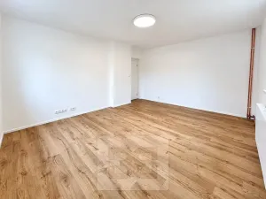 Pronájem bytu 2+1, Horoměřice, K Sadu, 76 m2