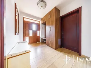Prodej rodinného domu, Olomouc, 262 m2