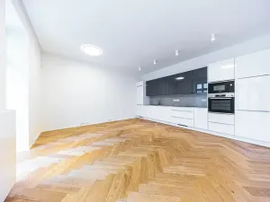 Pronájem bytu 2+kk, Praha - Nusle, Čiklova, 52 m2