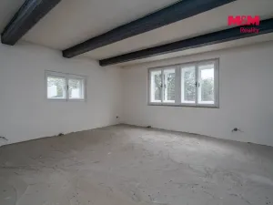 Prodej chalupy, Lužná, Masarykovo nám., 165 m2
