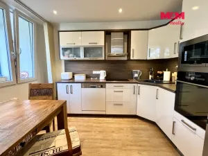 Prodej bytu 3+kk, Praha - Prosek, Bílinská, 55 m2