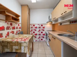 Prodej bytu 2+kk, Králův Dvůr, Nad Stadionem, 43 m2