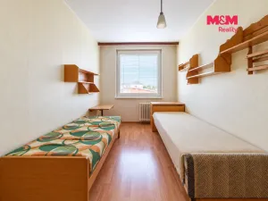 Prodej bytu 2+kk, Králův Dvůr, Nad Stadionem, 43 m2
