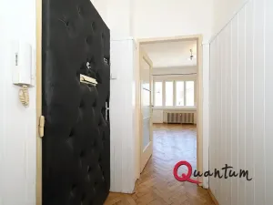Pronájem bytu 1+kk, Praha - Holešovice, Veverkova, 29 m2