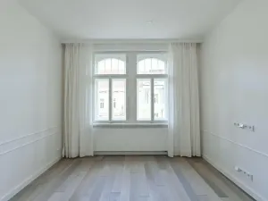 Pronájem bytu 2+kk, Praha - Vinohrady, náměstí Jiřího z Poděbrad, 56 m2