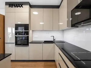 Prodej bytu 3+kk, Praha - Hostivař, Švehlova, 90 m2