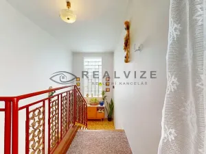 Prodej rodinného domu, Nové Hrady, Vilová čtvrť, 180 m2