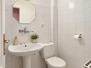 Prodej bytu 1+kk, Hluboká nad Vltavou, Masarykova, 21 m2