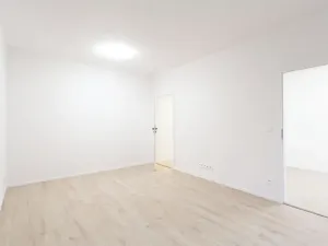 Prodej bytu 2+kk, Praha - Břevnov, Nad Kajetánkou, 47 m2