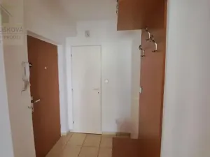 Prodej bytu 3+1, Ostrava, Polská, 62 m2