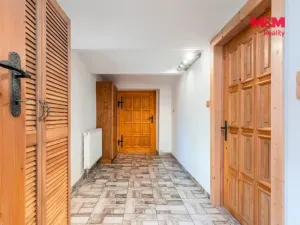 Prodej rodinného domu, Volary - Chlum, 279 m2
